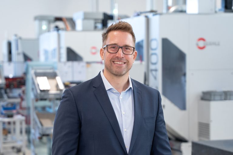 Dominic Lindenau, Leitung des Vertriebs der Heron CNC-Technik in Dornbirn, Vorarlberg.